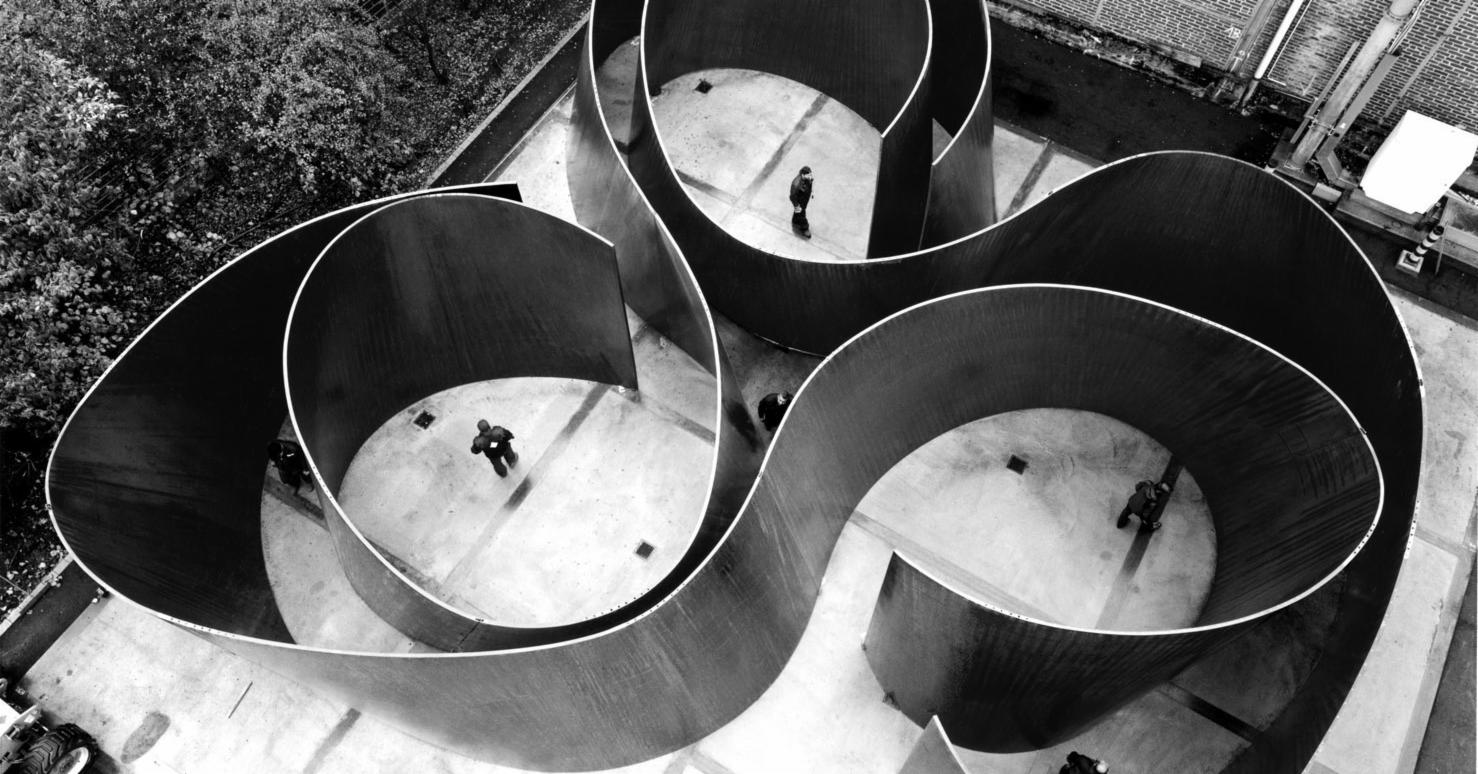 How Richard Serra Changed the Course of Public Art - Artsy