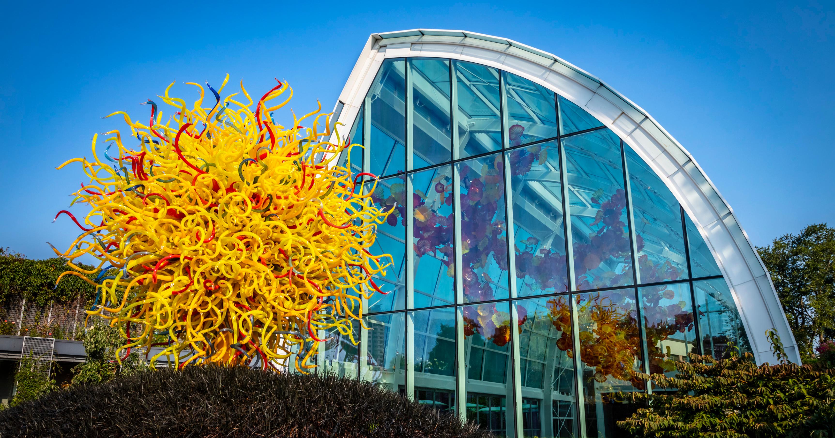 Dale Chihuly, Pioneering Glass Artist, Is Building a Major Legacy Artsy