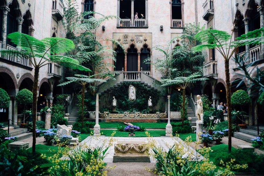 Boston’s Isabella Stewart Gardner Museum Was Founded by a FastDriving, CigSmoking Red Sox Fan
