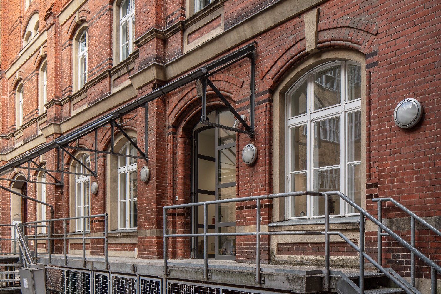 Galerie Nordenhake opens new Berlin space in Charlottenburg.